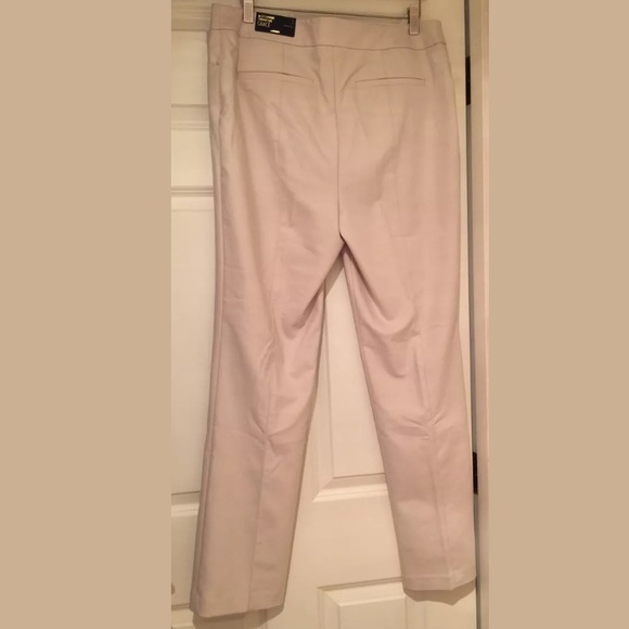 NWT. Chico's White/Cement Career Pants So Sliming. - Picture 3 of 5